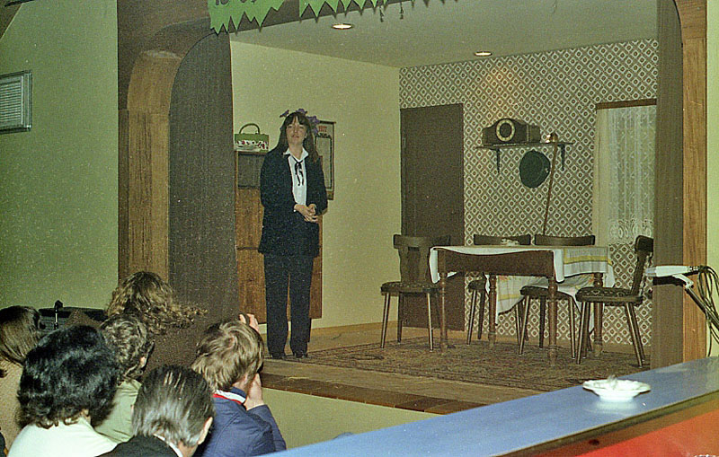 Theater1981 -004