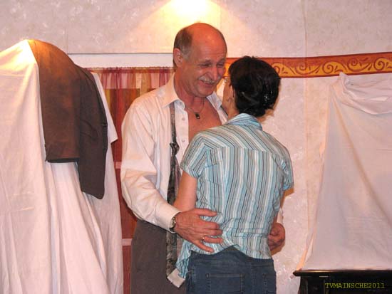 GP2011_8325