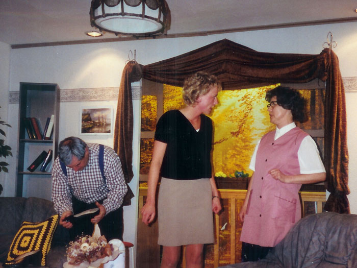 1999_2_1